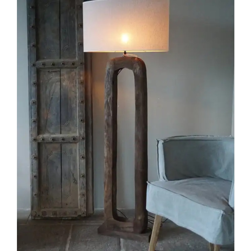 Interior Design Office Space - Lampada da terra in legno marrone