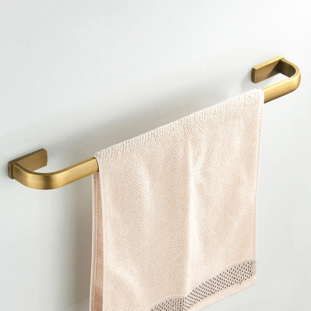 Set di accessori da bagno quad - Antique Brass Hook recensione e prezzo